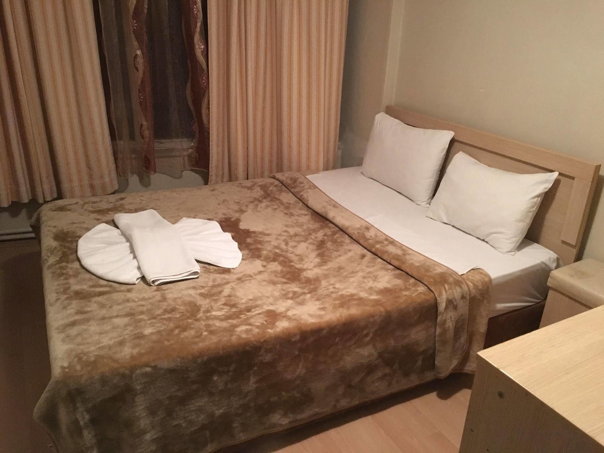 Oeruen Hotel Истанбул Екстериор снимка