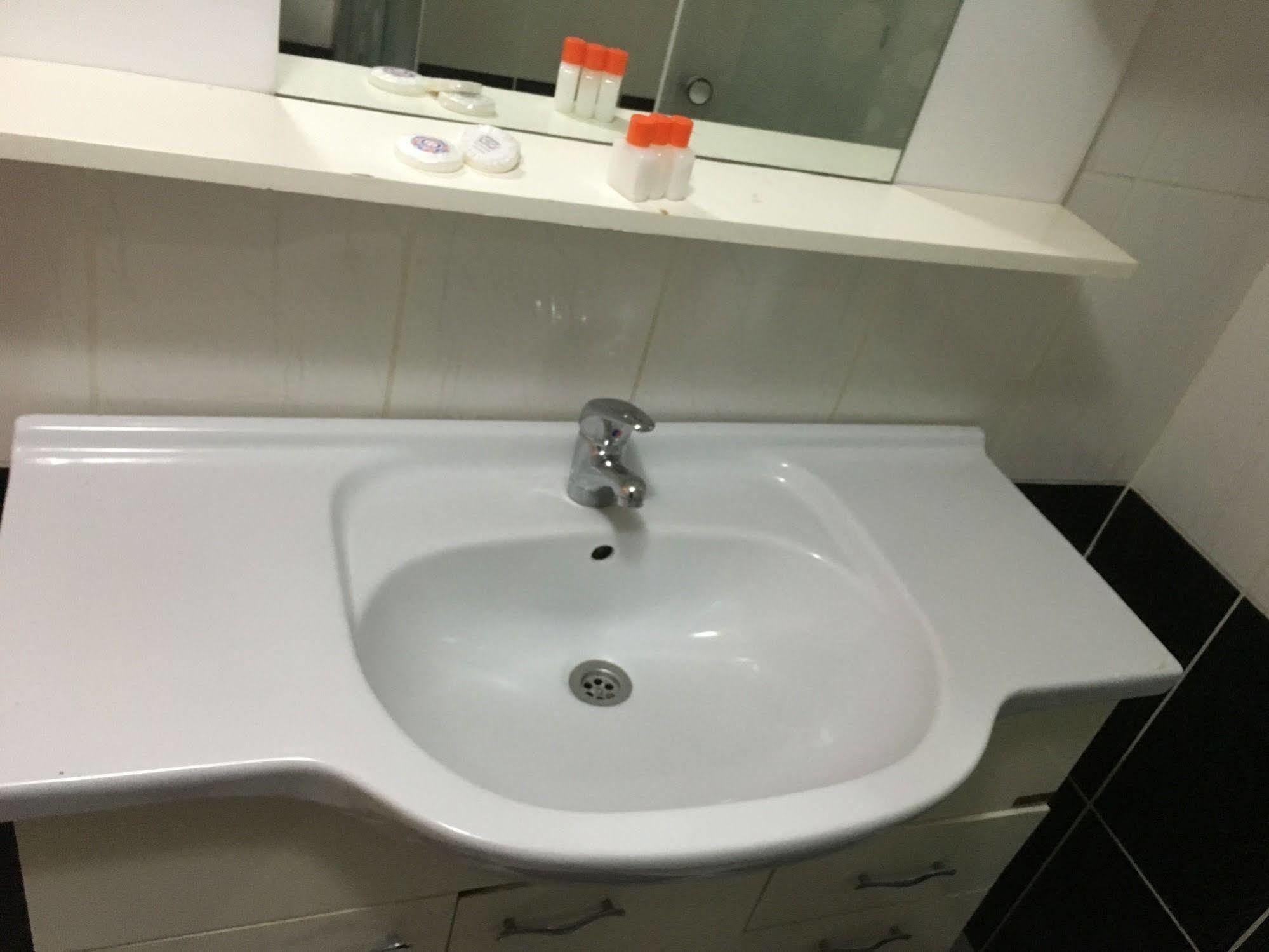 Oeruen Hotel Истанбул Екстериор снимка