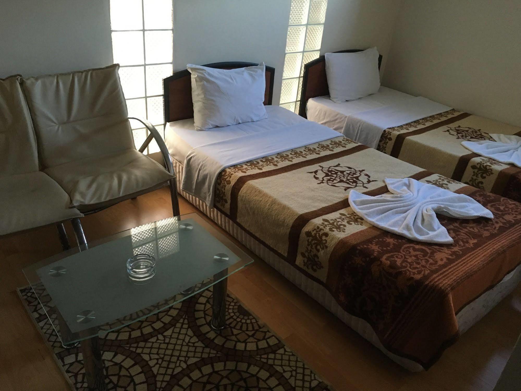 Oeruen Hotel Истанбул Екстериор снимка