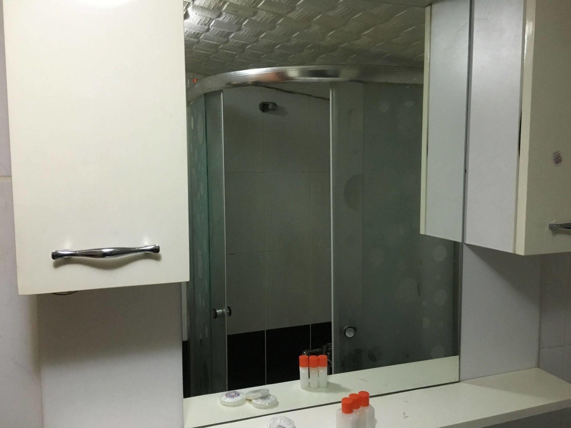 Oeruen Hotel Истанбул Екстериор снимка