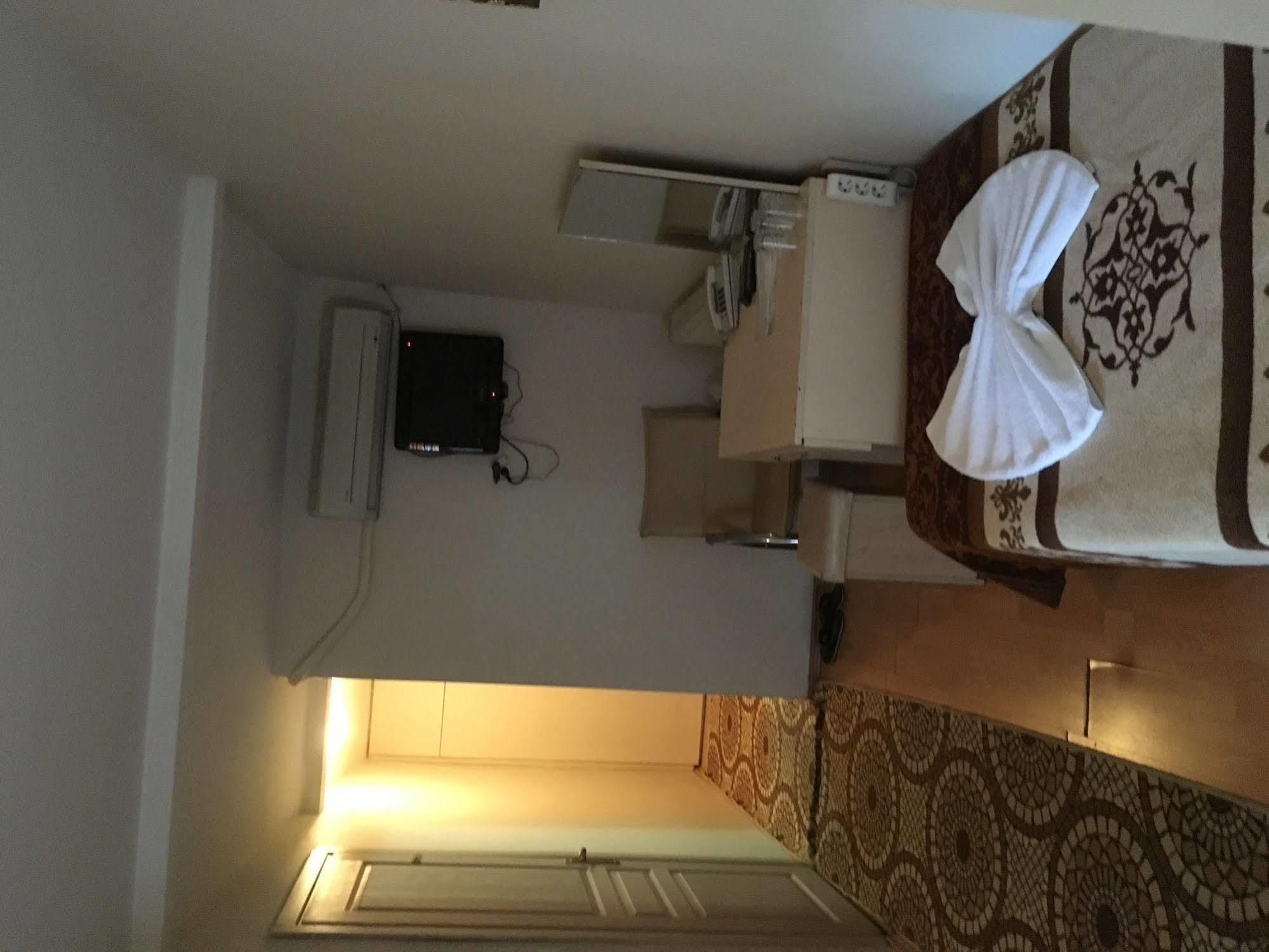 Oeruen Hotel Истанбул Екстериор снимка
